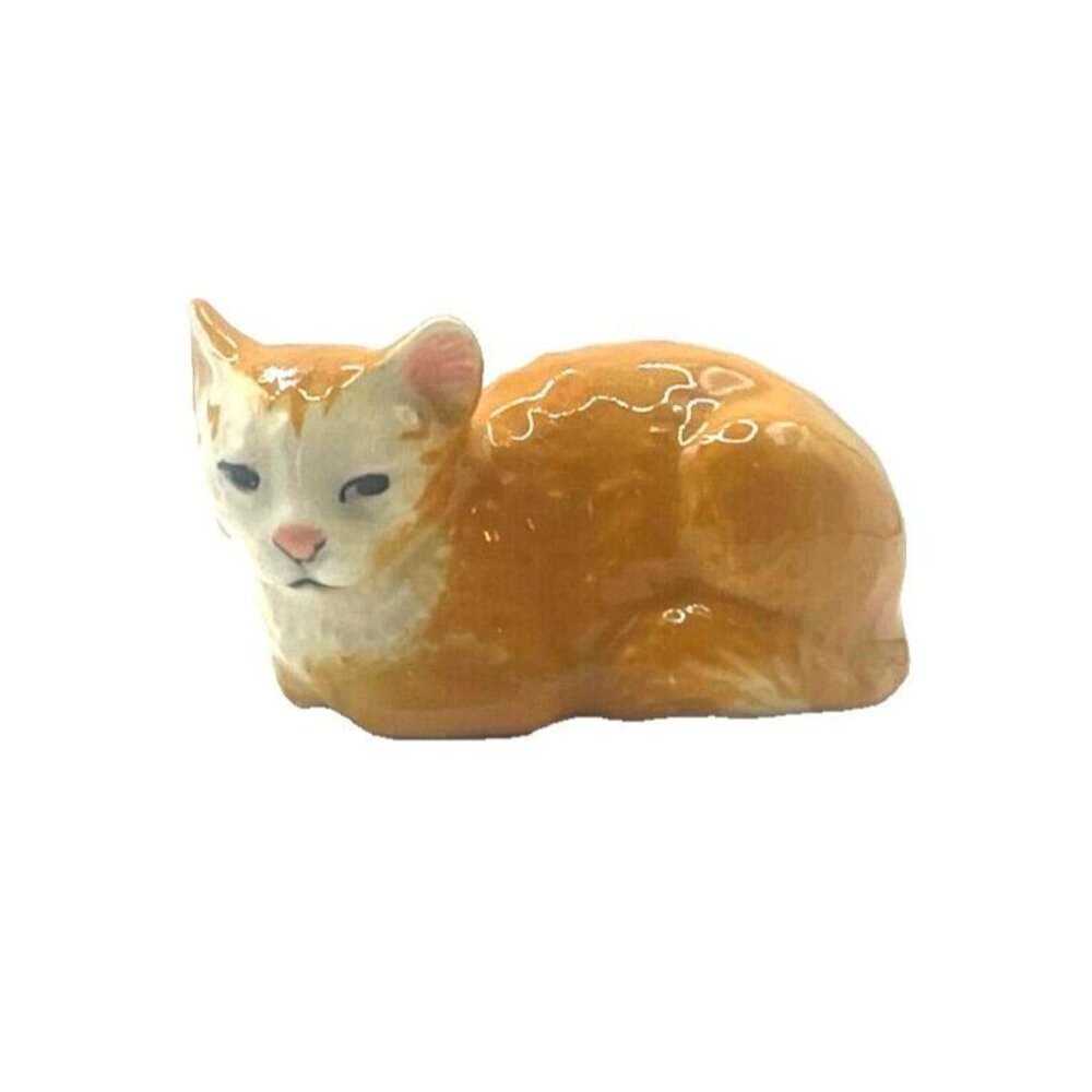 Hagen Renaker Vintage Retired Miniature Fluffy Orange Cat Rare Lying Down